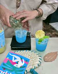 上海松弛感拉滿水藍色夏威夷派對