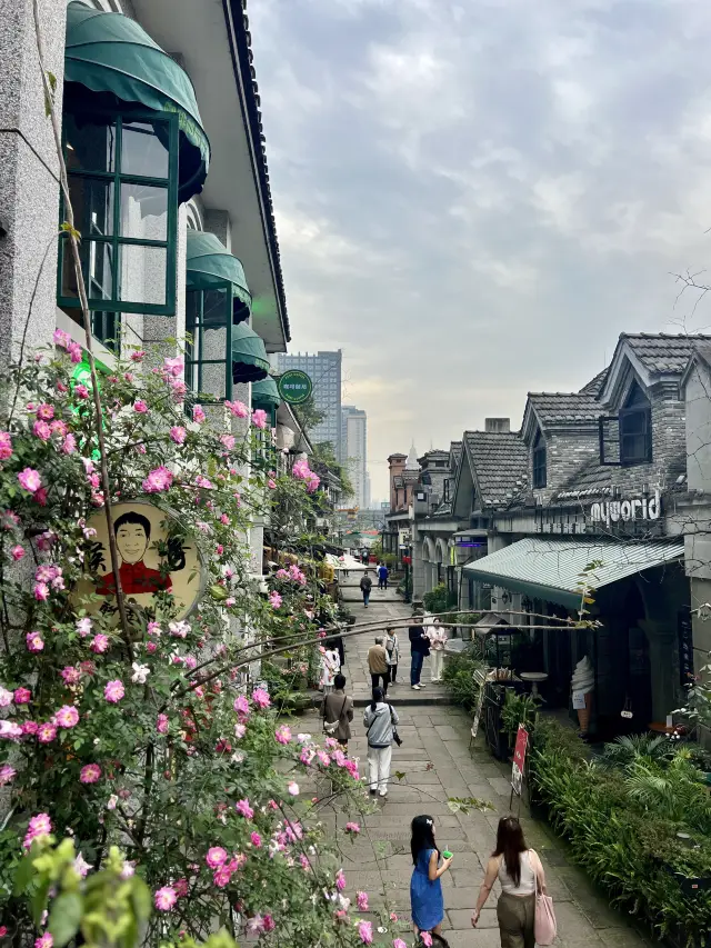 Chongqing | Listen to my advice, Longmenhao Old Street is really a thousand times better to stroll around than Hongya Cave!