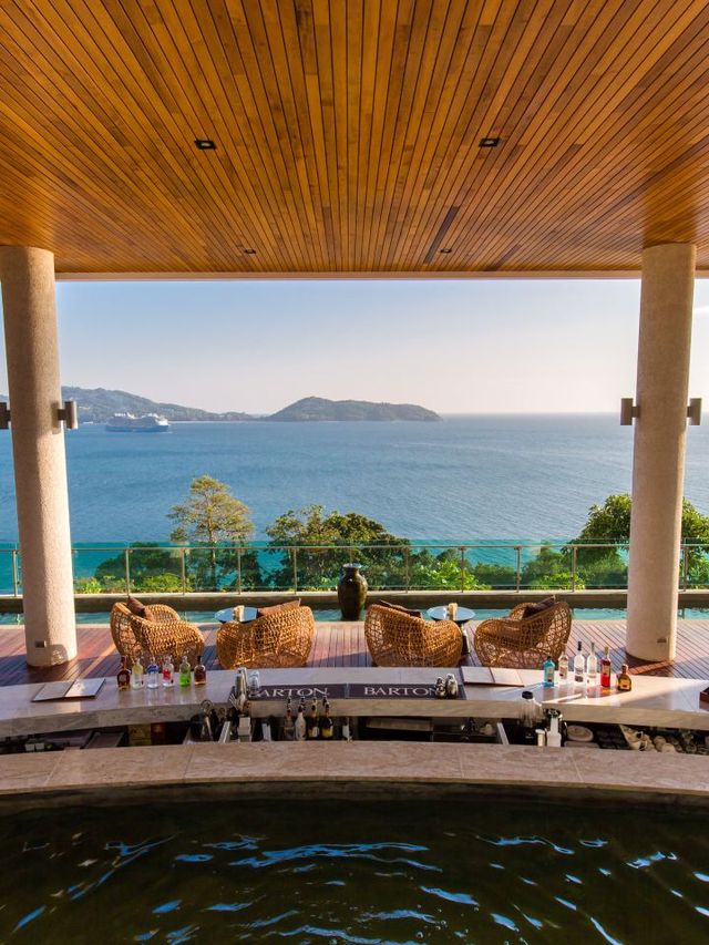 🌅✨ Phuket's Hidden Gem: Wyndham Grand Kalim Bay 🏖️🍹
