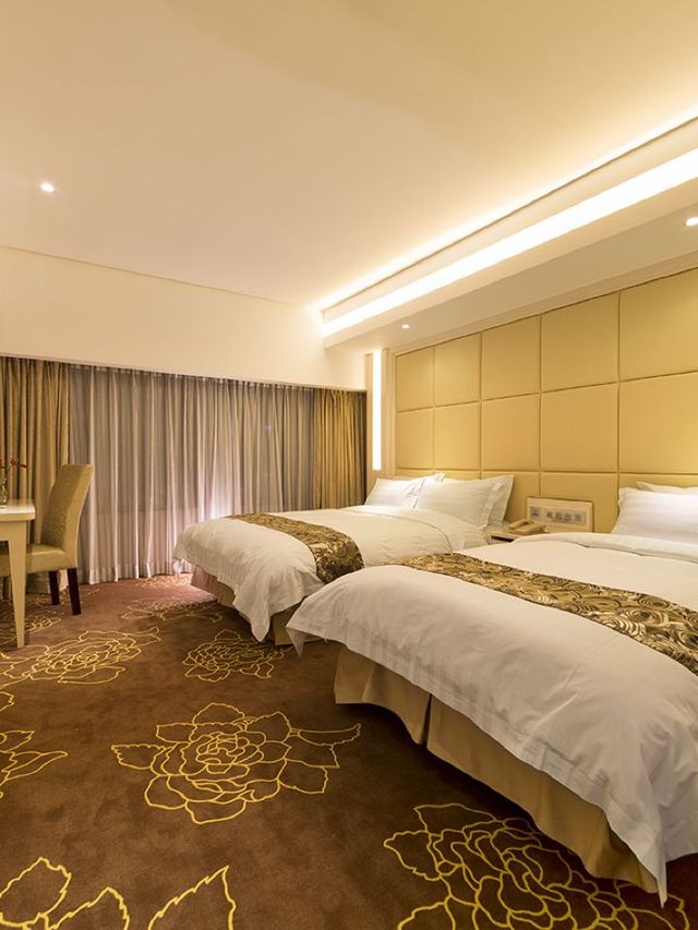 🌟 Macau Marvels: Luxe & Value at Rio Hotel 🌟