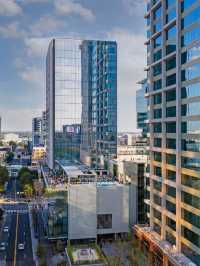🌟 Charlotte's Chic Sleeps: JW Marriott Magic 🌃