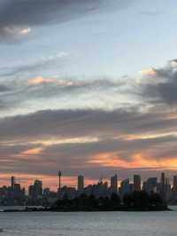 Sydney people love to watch sunsets