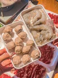 新店中央大街也能吃到潮汕牛肉火鍋啦！！。