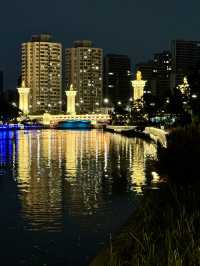 上海蘇州河美麗的夜景。