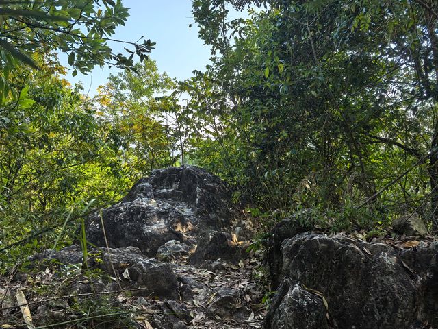 白沙隕石坑