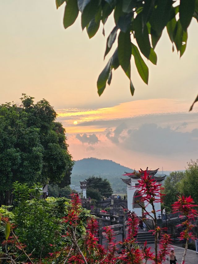 騰沖｜溫泉同山野