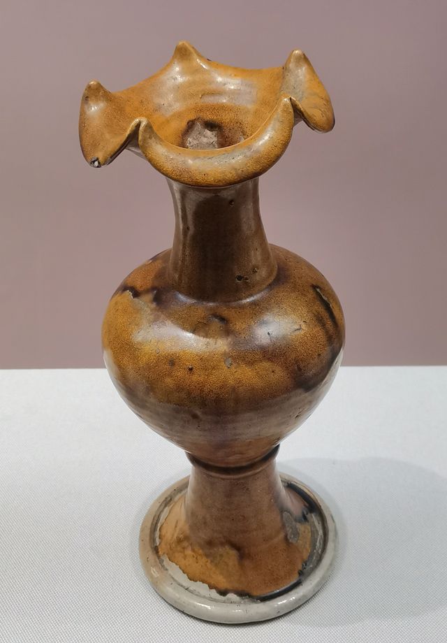 探索遼代瓷器，黑釉剔花遠銷高麗、日本！