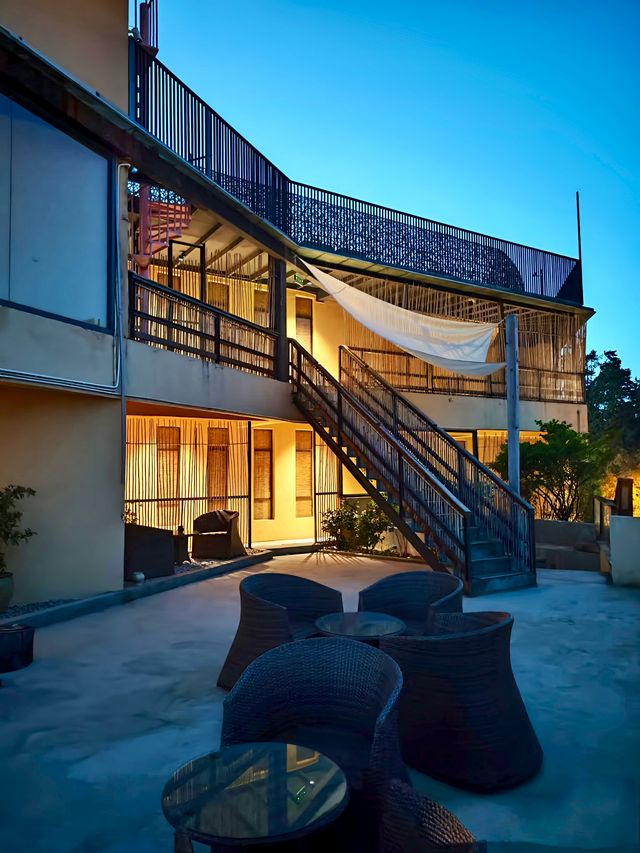 麗江最美民宿，雪山湖景房直接被治癒！！！