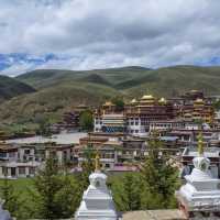 當你去了甘孜藏族自治州等地的9日遊