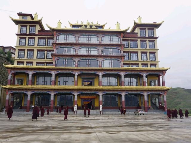 Discovering the Spiritual Heart of Kham: A Guide to Ganzi (Garzê)