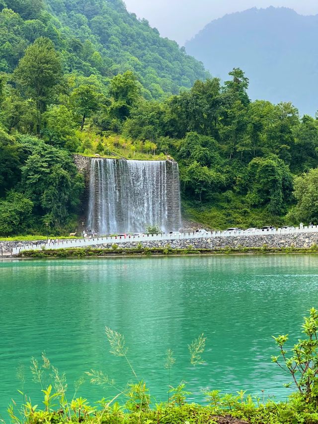 成都周邊避暑攻略，闖入23℃綠野仙蹤！