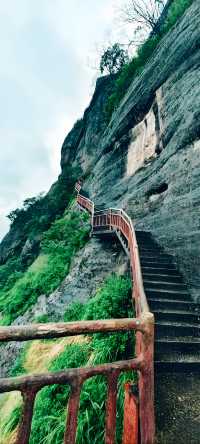湖南這座“丹霞仙山”才是真寶藏，人均1000玩到不想走