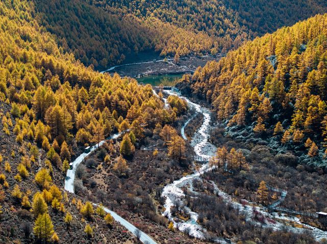 今又立冬，穿越冰峰遇見稻城亞丁