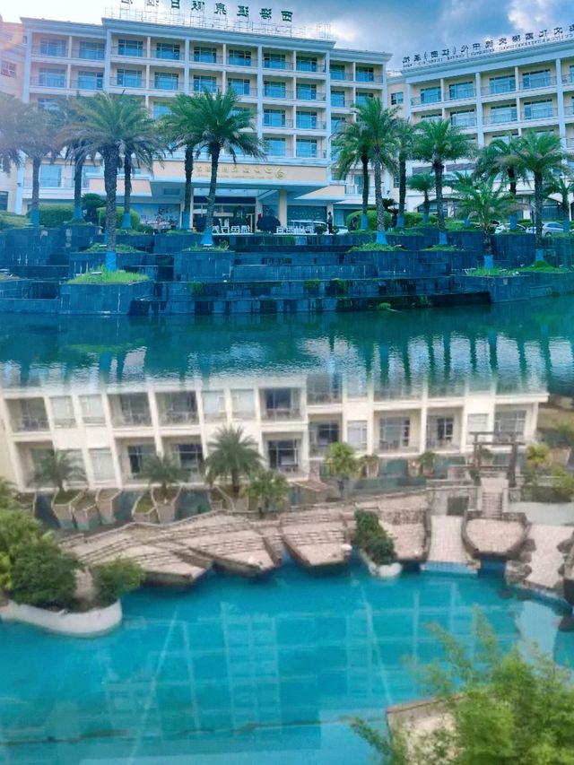 秋冬封神！廬山西海這家溫泉酒店讓我賴到不想走