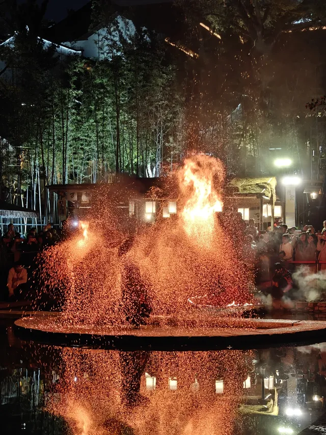 我在這小鎮，找到了最美秋天