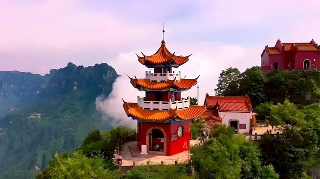 鄂西仙境中武當——長陽天柱山尋幽探勝