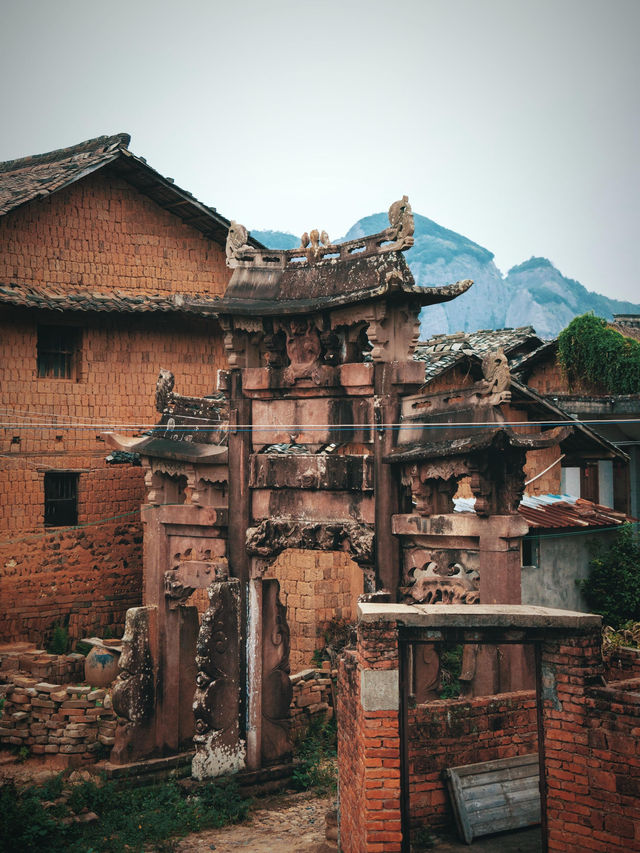喜歡這樣的老巷，遠離城市的繁華