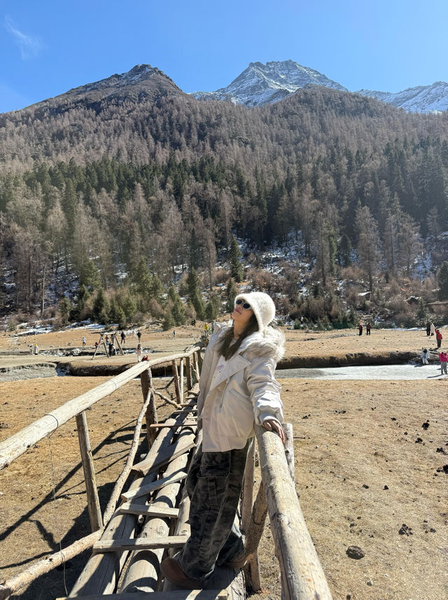 川西絕美理小路一日遊藍冰雪山治癒打工人！