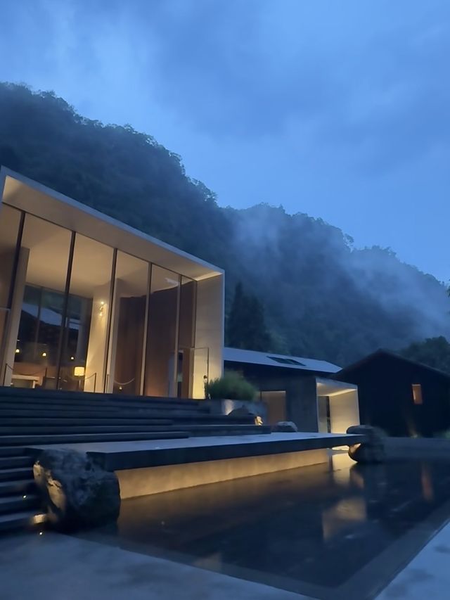 來峨眉山住進這家神仙民宿，隱於山林間的治癒系旅居體驗