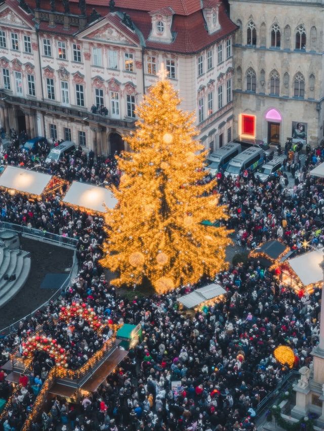 布拉格夜未眠聖誕市集的浪漫瞬間全被我拍到了! 布拉格夜未眠聖誕市集的浪漫瞬間全被我拍到了!