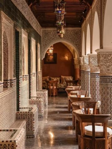 Marrakech Sultanah World Small Luxury Hotel Location: The hotel is ideally located in the heart of Medina, within walking distance of the city center.
