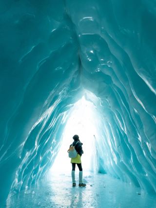 Tibet Celebrates the New Year, Eastern Tibet Blue Ice Caves