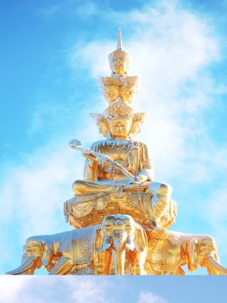 峨眉山の雪景色は最高です！3.16の実写、美しすぎて息が止まりそう！'