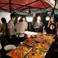 ตลาดสดบ้านส้าน อาหารถูกและอร่อย