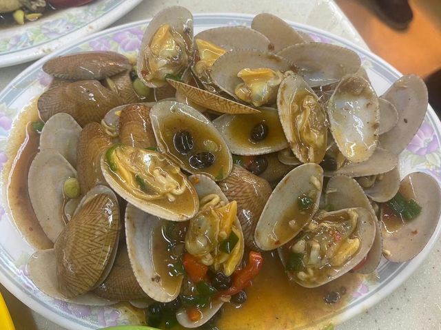 今晚食潮州菜. 介紹呢間「雄興美食」