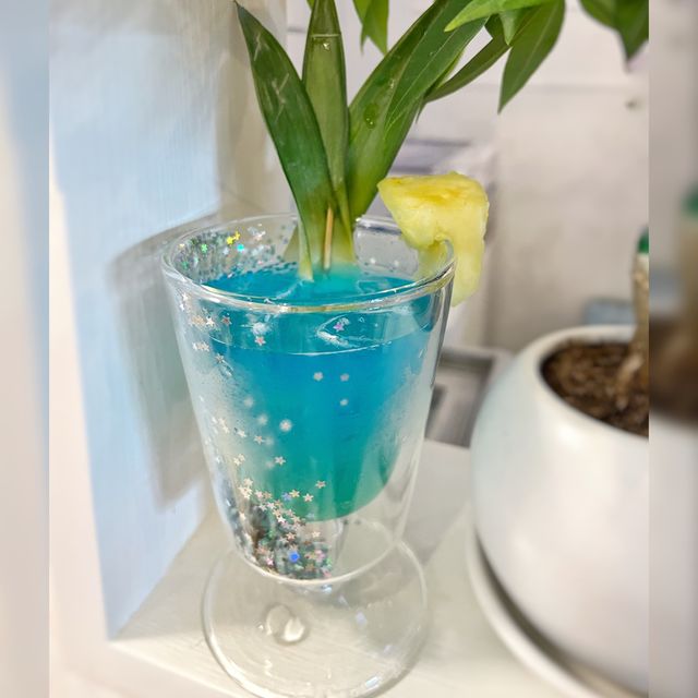 【雙魚座咖啡館 - 鬧市小清新純白cafe🤍嘆假日套餐】