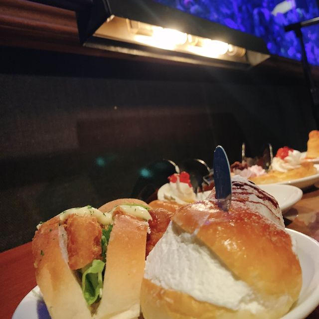 癒しのアクアリウム✨パン食べ放題の美味しいイタリアンin大阪