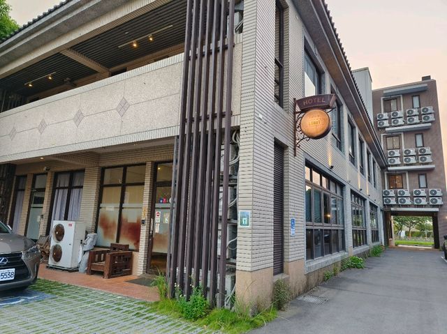 桃園-機場附近便宜住宿🌿|綠藤輕旅|（免費宵夜供應）