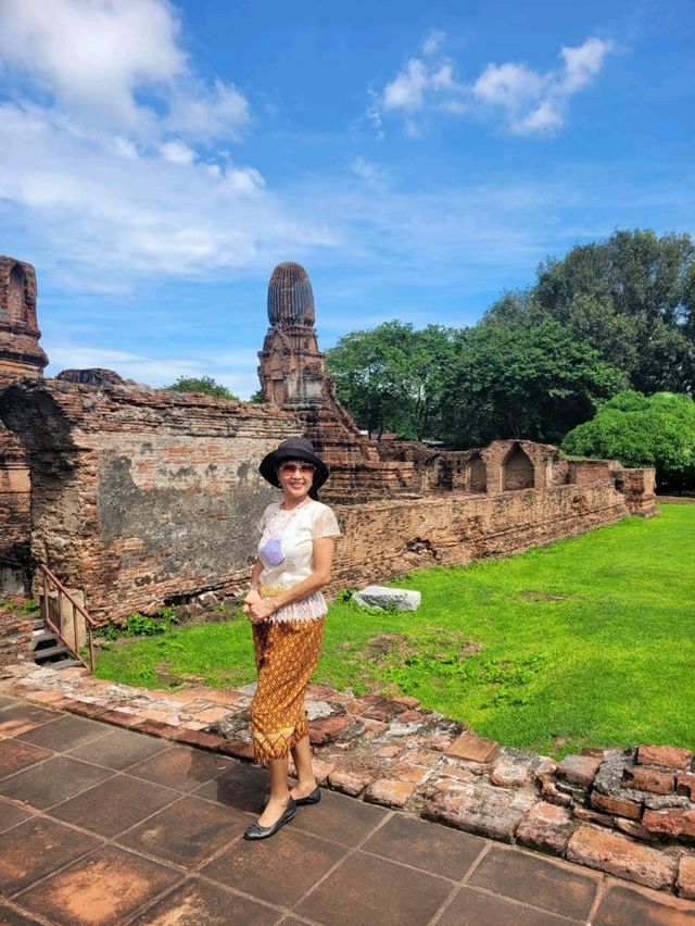 พระนารายณ์มหาราชจังหวัดลพบุรี
