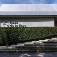 Casa De La Flora พูลวิลล่าริมทะเลอันดามัน