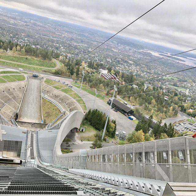 Holmenkollen Ski Museum & Tower - Oslo Holmenkollen Ski Museum & Tower - Oslo