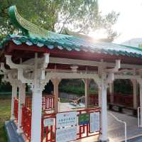 由香港仔郊野公園慢步行止姻緣石