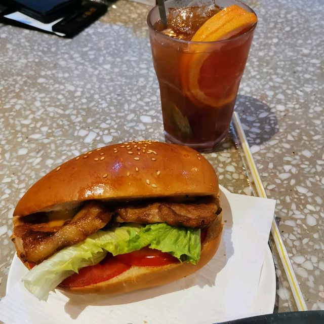 特色茶餐廳