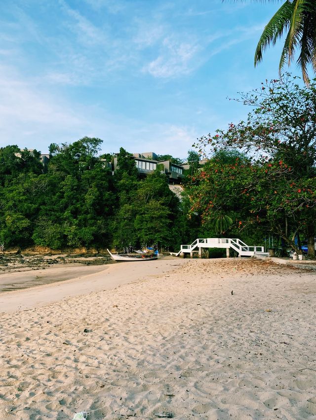 ชายหาดอ่าวยน จ.ภูเก็ต