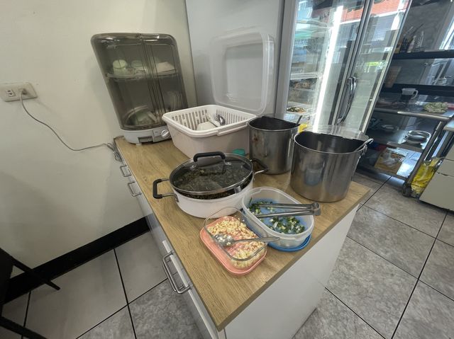 南投水里 在地麵店。阿誠牛肉麵