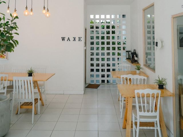 WAKE cafe2565 คาเฟ่สายเกา