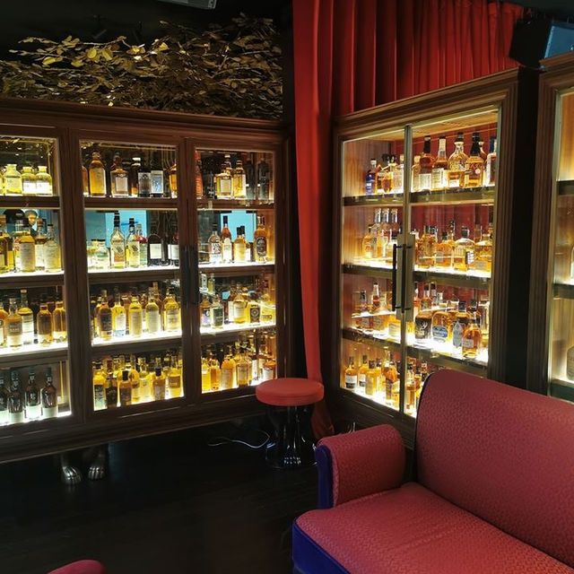 Whisky Club & Jazz Bar, Vagabond Club