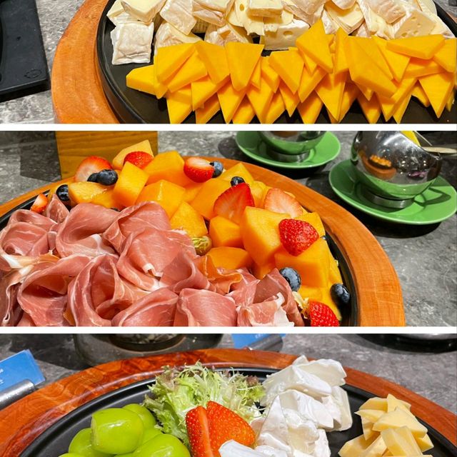 有 Kids Area 嘅自己餐廳，仲有超多款美食