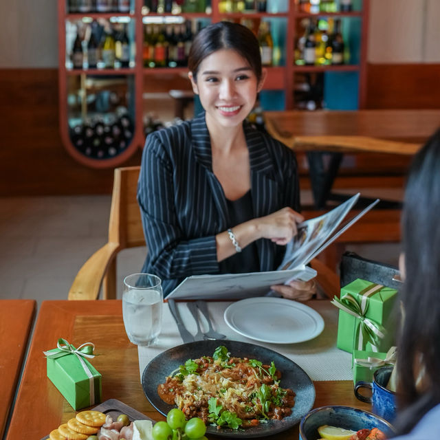 Hint Cafe & Eatery 