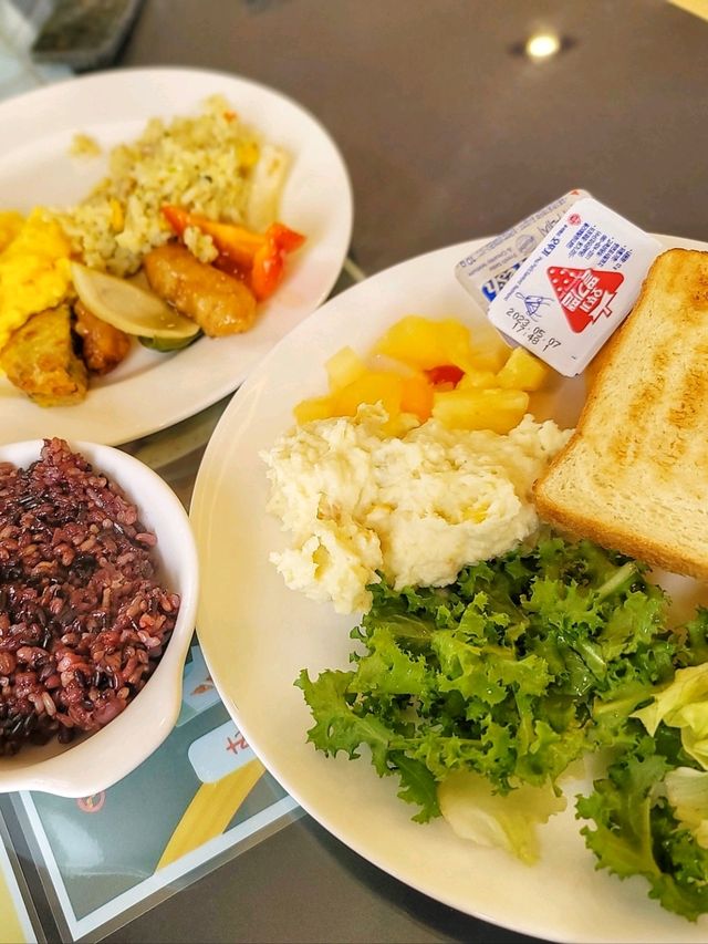 조식까지 꽤 괜찮은 가성비호텔, 원주 베니키아비즈인🏨