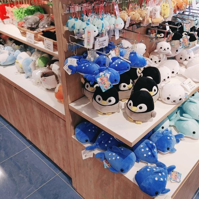 海遊館に入らなくてもお土産が買える！オフィシャルミュージアムショップ　海遊館２階　