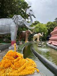 Stunning pink museum in Bangkok 💗💗