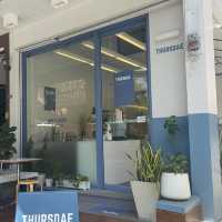 THURSDAE CAFE CNX