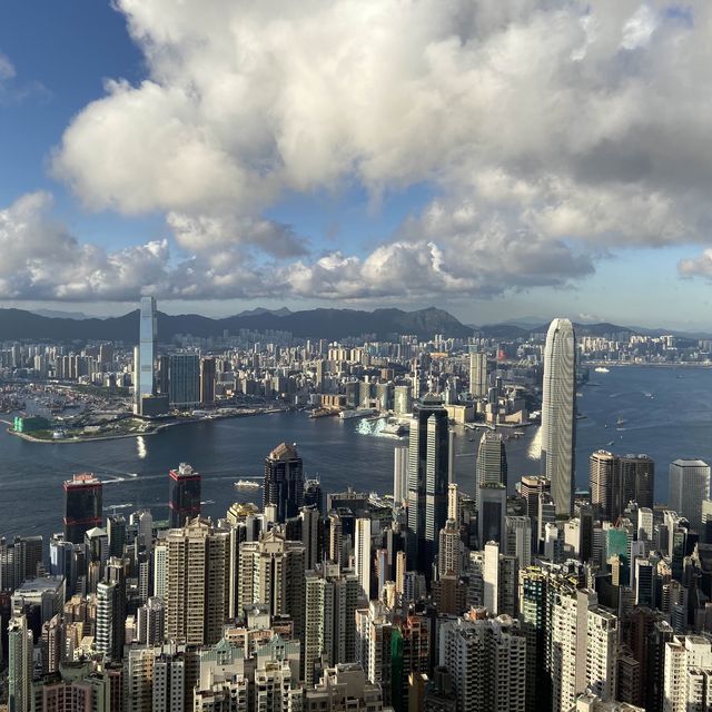 香港🇭🇰 |欣賞港九的好地方🏙️ - 山頂 香港🇭🇰 |欣賞港九的好地方🏙️ - 山頂