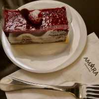 Unusual lounge experience - Amara Singapore