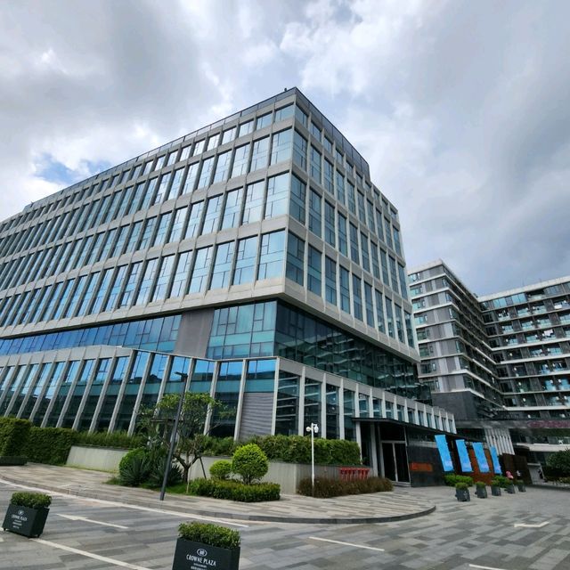 深圳國際會展中心皇冠假日酒店Staycation
